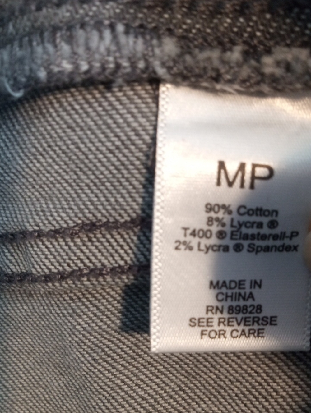 LOGO CROPPED BLACK DENIM - Picture 7 of 10